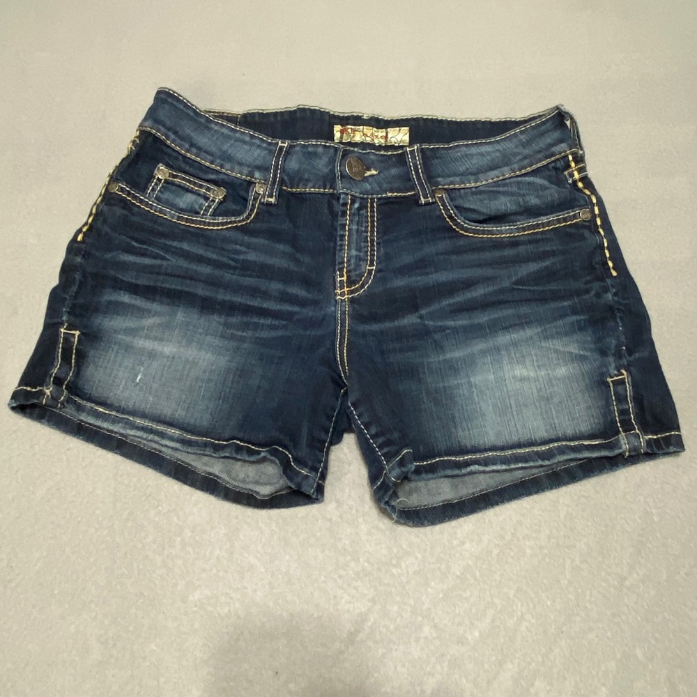 BKE Culture Women's 29 Dark Wash Thick Stitch Denim Shorts Low Rise BKL2229
